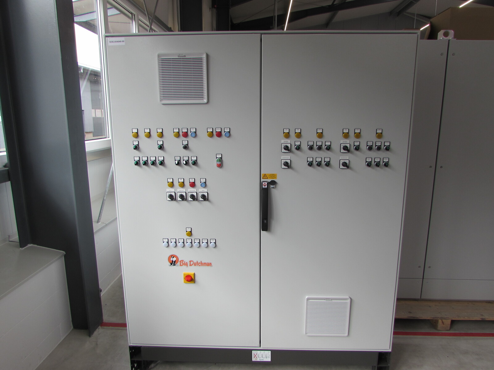 Switch cabinet Layer / Viper Extern